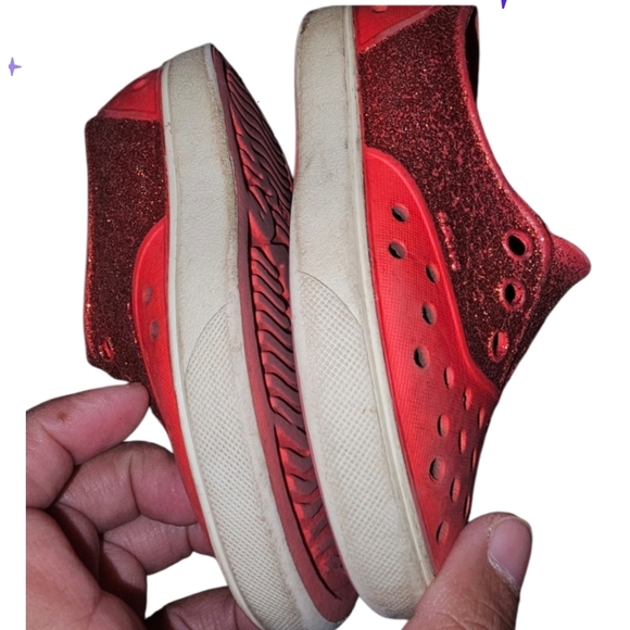 Native Shoes - Picture 6 of 7